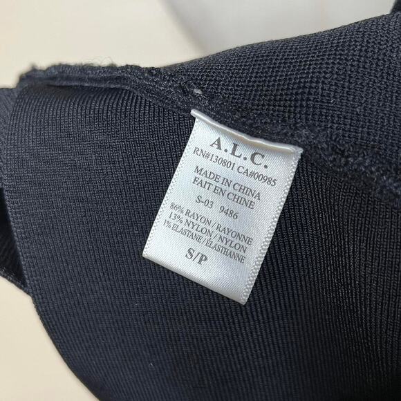 Black vintage y2k criss cross back with stretchy fabric - Picture 7 of 8